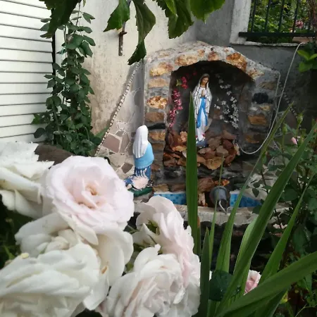 Bed & Breakfast Delle Rose 3*