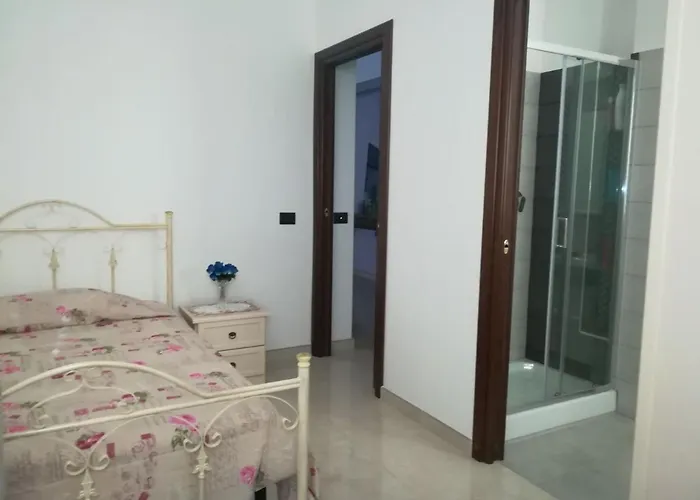 Alojamento de Acomodação e Pequeno-almoço Delle Rose 3*