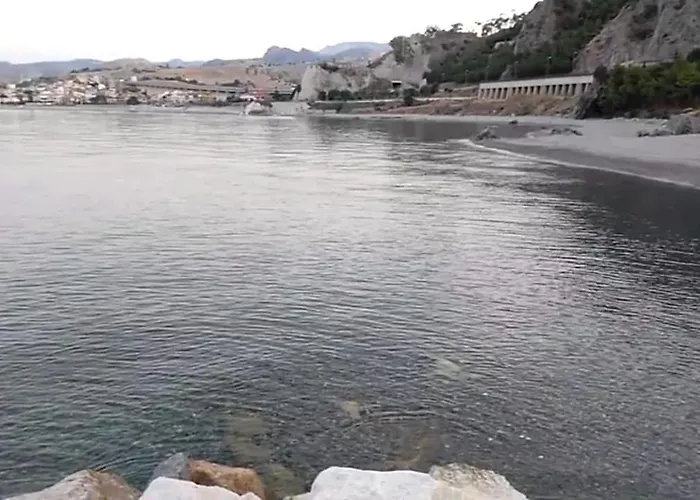 Alojamento de Acomodação e Pequeno-almoço Delle Rose 3*