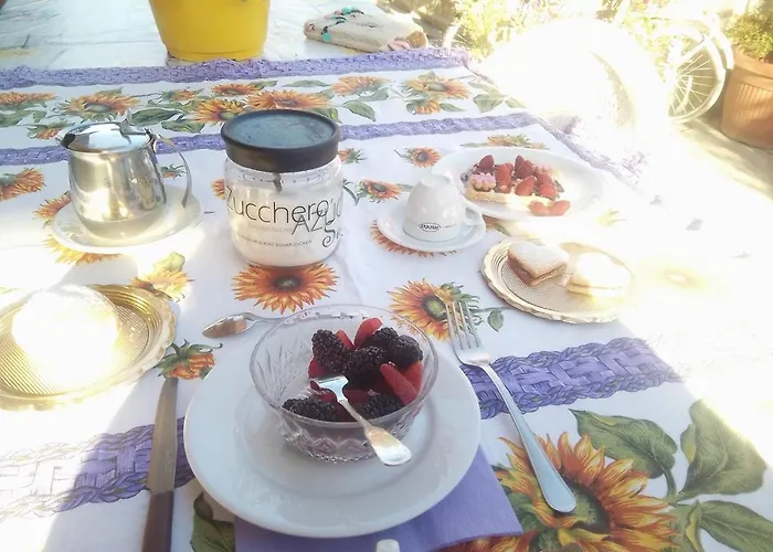 Alojamento de Acomodação e Pequeno-almoço Delle Rose Bova Marina